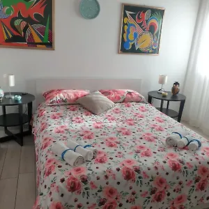 Apartment Pretty